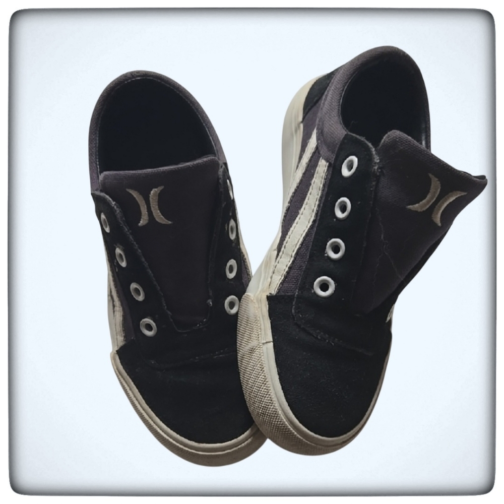 Hurley Low Top Canvas Sneakers-Size 1